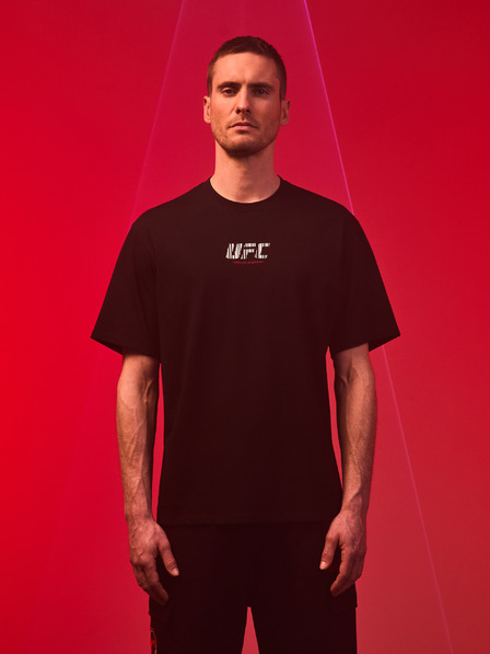 Celio UFC Triko