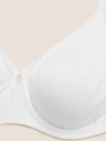 Marks & Spencer Bílá dámská zmenšující podprsenka Marks & Spencer Cool Comfort™