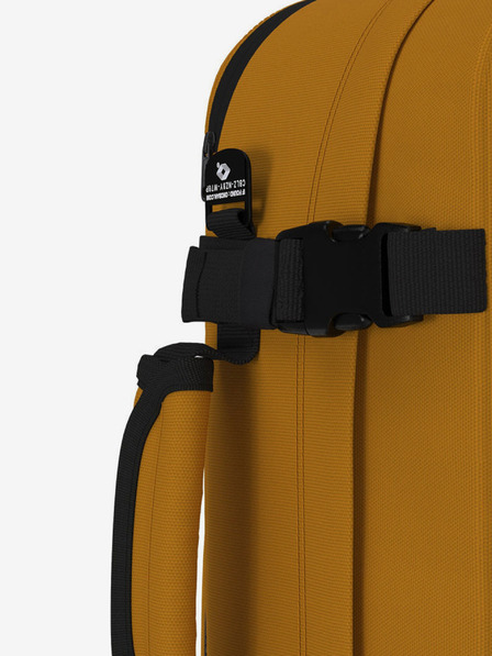CabinZero Hořčicový unisex batoh CabinZero Classic Tech (28L)