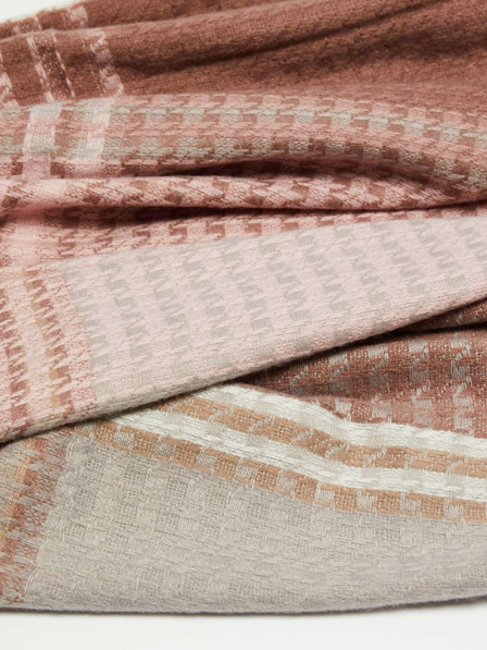 Moodo Scarf with a fine check with a decorative thread