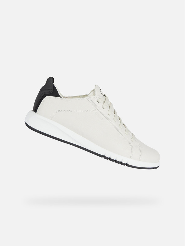 Geox Bílé pánské tenisky Geox Aerantis
