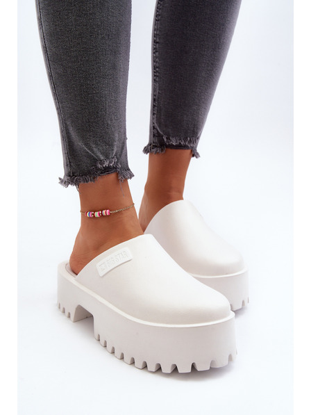 BIG STAR SHOES Dámské pantofle na masivní podrážce Big Star Bílá