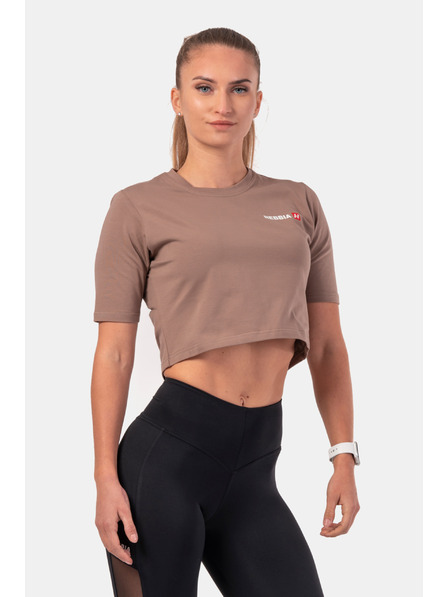 Nebbia Minimalist Logo NEBBIA crop top 600 Nebbia