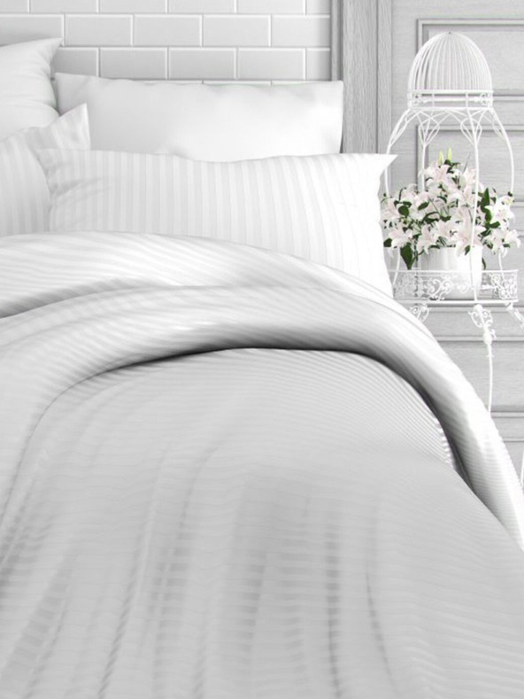 Kvalitex Saténové prodloužené povlečení s proužkem 140x220, 70x90cm BÍLÉ