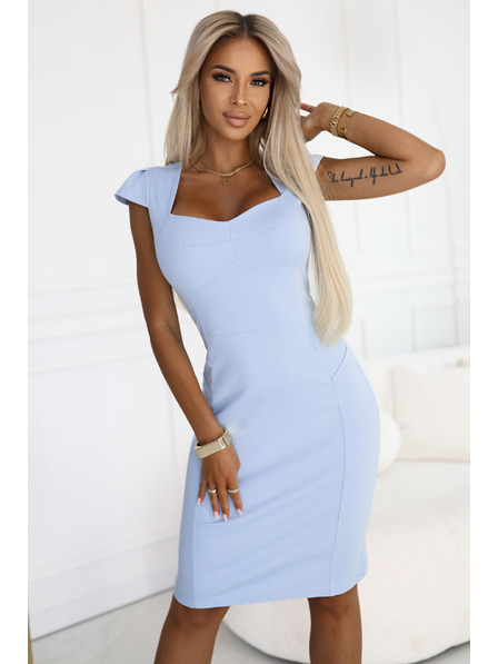 numoco 318-8 Elegantní midi šaty s pěkným výstřihem - světle modré